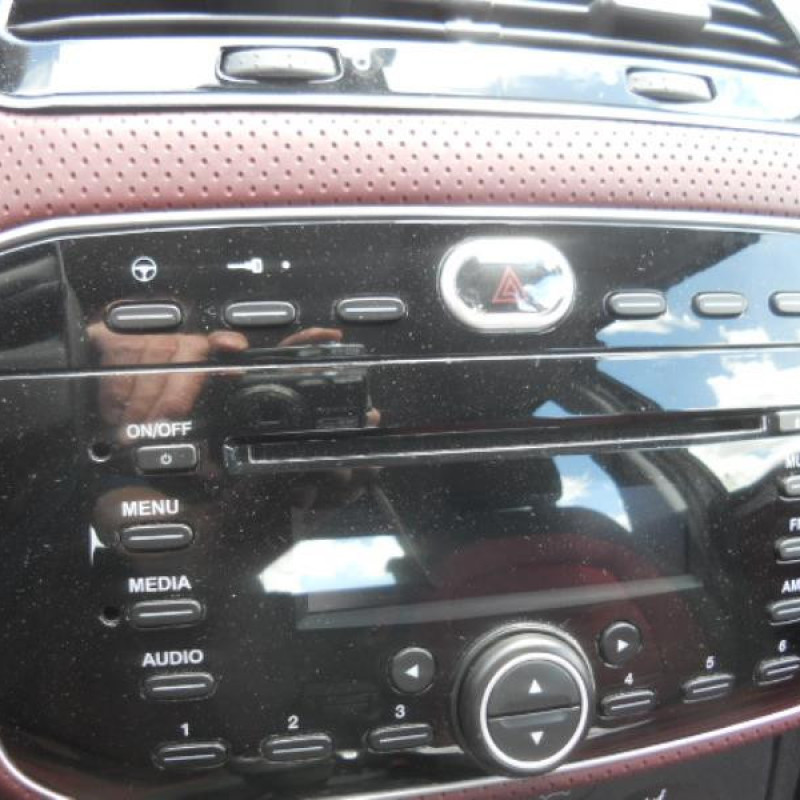 Autoradio d'origine FIAT PUNTO EVO 3 Photo n°11