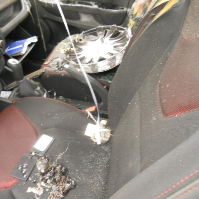 Bloc ABS (freins anti-blocage) RENAULT CLIO 4 Photo n°6