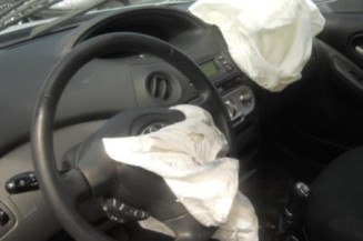 Retroviseur gauche TOYOTA YARIS 1
