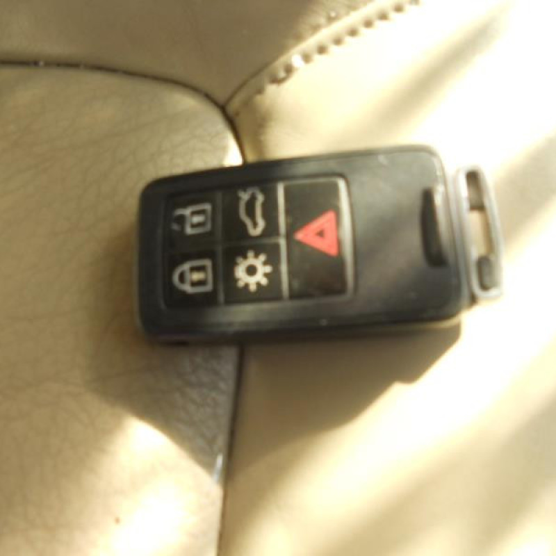 Moteur essuie glace avant VOLVO V 70 2 Photo n°9