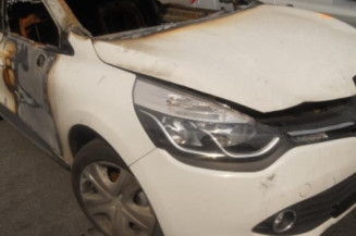 Etrier avant gauche (freinage) RENAULT CLIO 4