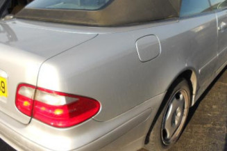Feu arriere secondaire gauche (feux) MERCEDES CLASSE CLK 208