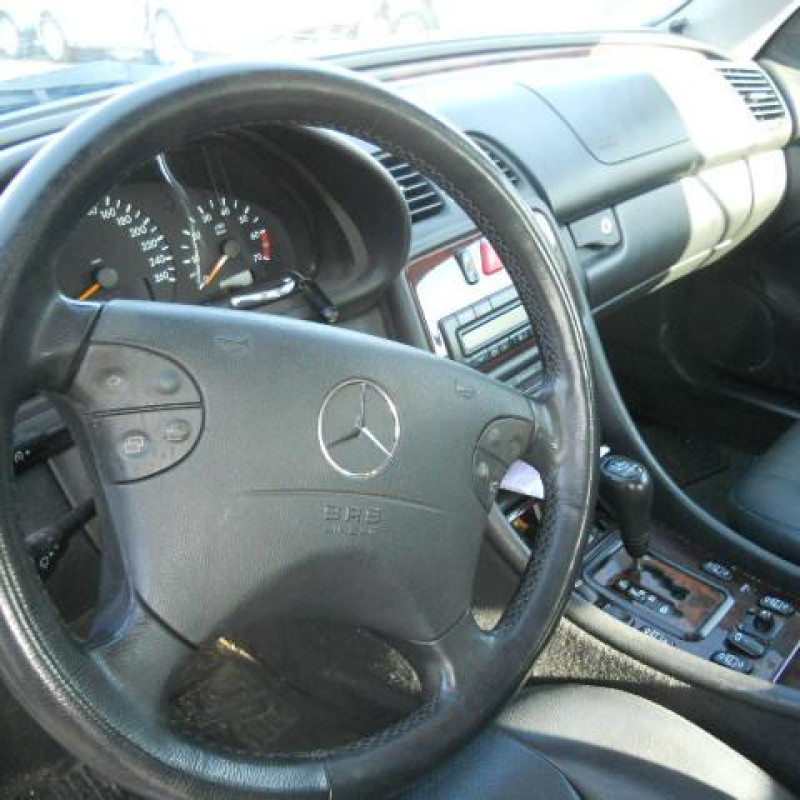 Feu arriere secondaire gauche (feux) MERCEDES CLASSE CLK 208 Photo n°7