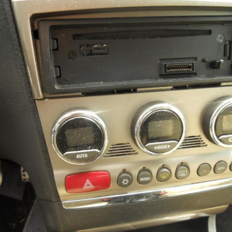 Malle/Hayon arriere ALFA ROMEO 156 Photo n°7