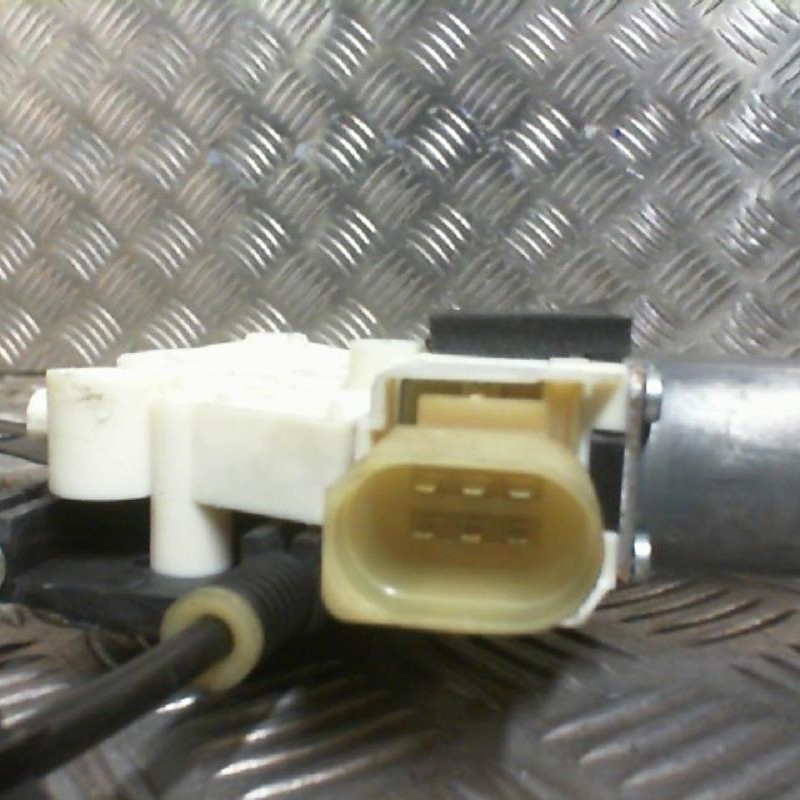 Leve vitre electrique avant gauche FORD MONDEO 3 Photo n°2
