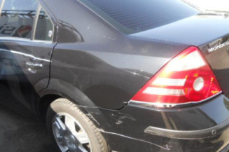 Retroviseur droit FORD MONDEO 2