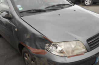 Retroviseur droit FIAT PUNTO 2