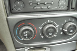 Bras essuie glace avant gauche RENAULT LAGUNA 2