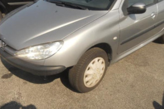 Bras essuie glace avant gauche PEUGEOT 206 Photo n°1