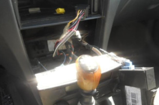 Bras essuie glace avant gauche RENAULT LAGUNA 2