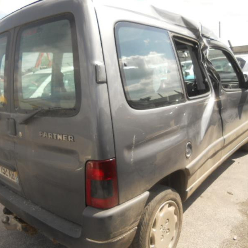 Maitre cylindre (freinage) PEUGEOT PARTNER 1 Photo n°5