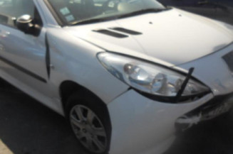 Bras essuie glace avant droit PEUGEOT 206+