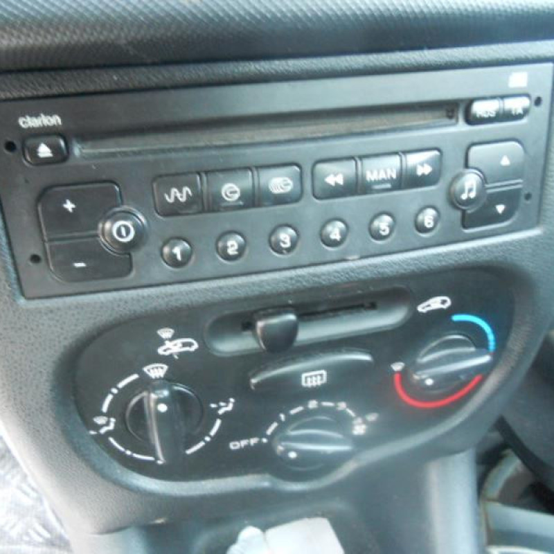 Bras essuie glace avant droit PEUGEOT 206+ Photo n°7