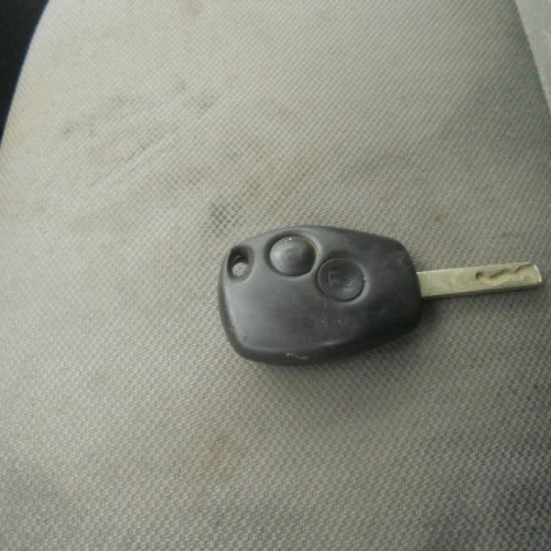 Maitre cylindre (freinage) RENAULT CLIO 3 Photo n°9