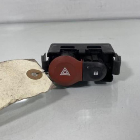 Bouton de warning RENAULT CLIO 3 Photo n°1
