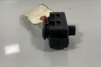Bouton de warning RENAULT CLIO 3