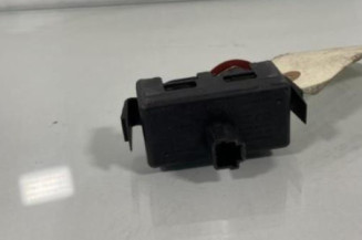 Bouton de warning RENAULT CLIO 3
