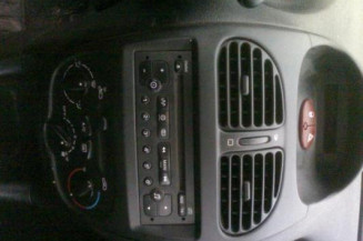 Bouton de warning PEUGEOT 206