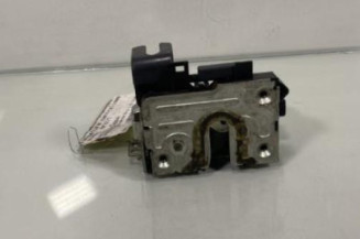 Serrure avant droit DACIA SANDERO 1