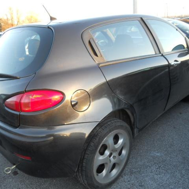 Serrure avant droit ALFA ROMEO 147 Photo n°7