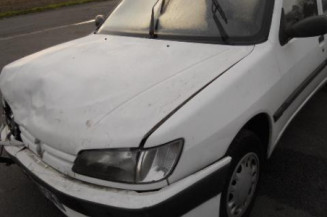Bras essuie glace avant droit PEUGEOT 306 Photo n°1