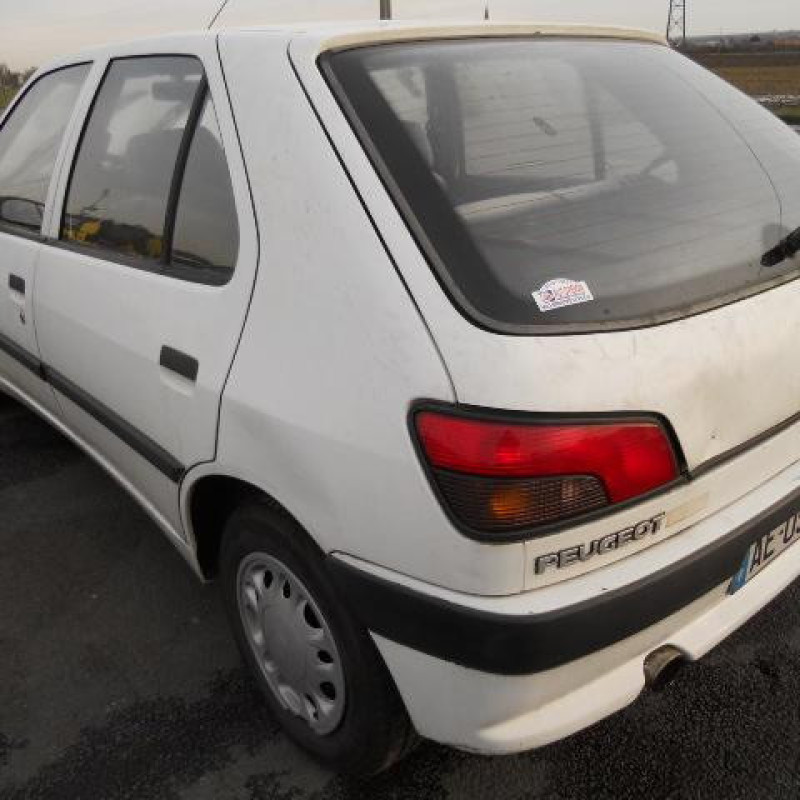Bras essuie glace avant droit PEUGEOT 306 Photo n°4