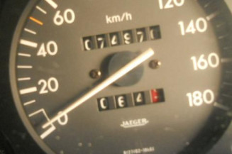 Bras essuie glace avant droit PEUGEOT 306