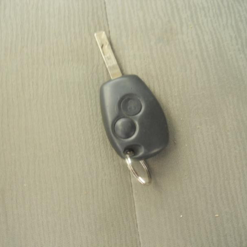 Maitre cylindre (freinage) RENAULT CLIO 3 Photo n°7