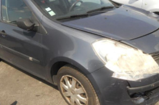 Maitre cylindre (freinage) RENAULT CLIO 3