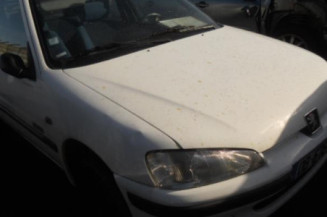 Bras essuie glace avant droit PEUGEOT 106