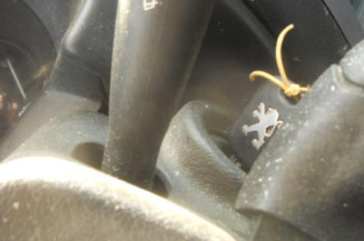 Bras essuie glace avant droit PEUGEOT PARTNER 1