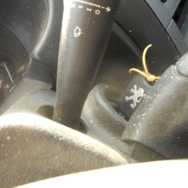 Bras essuie glace avant droit PEUGEOT PARTNER 1 Photo n°8