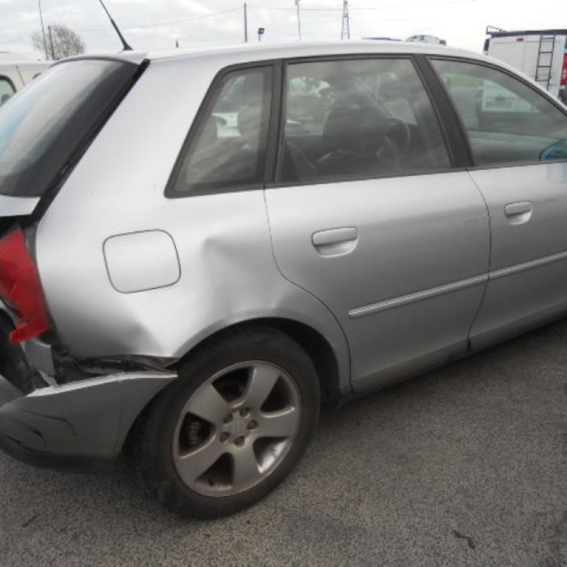 Retroviseur droit AUDI A3 1 Photo n°6