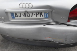 Retroviseur droit AUDI A3 1