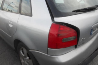 Retroviseur droit AUDI A3 1