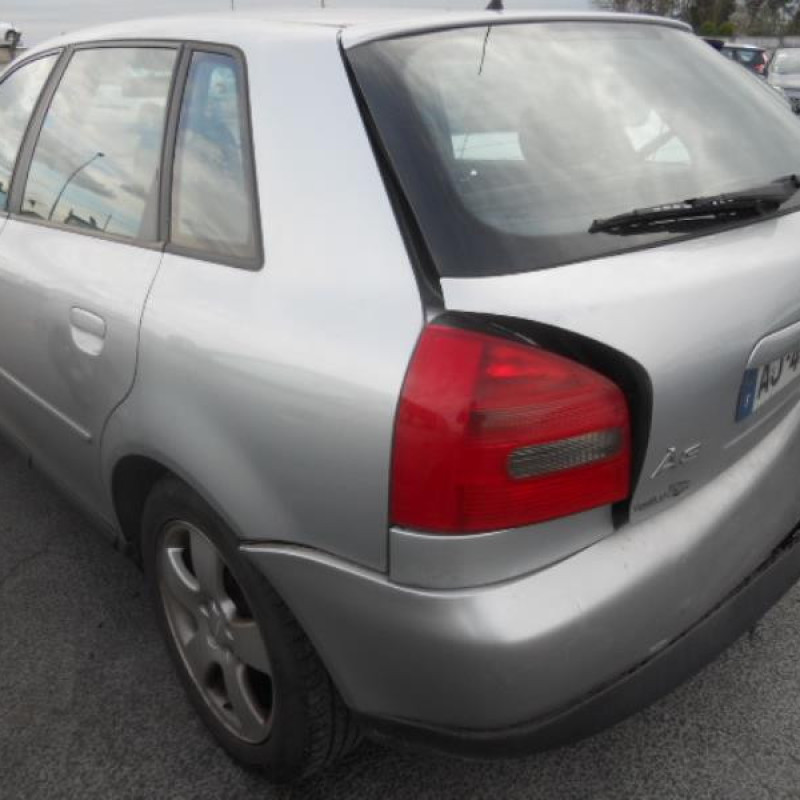 Retroviseur droit AUDI A3 1 Photo n°8