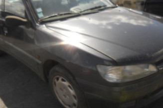 Bras essuie glace avant droit PEUGEOT 306
