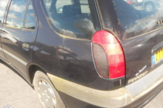Bras essuie glace avant droit PEUGEOT 306
