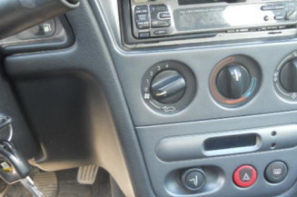 Bras essuie glace avant droit PEUGEOT 306