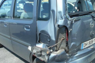 Leve vitre electrique avant droit OPEL AGILA A