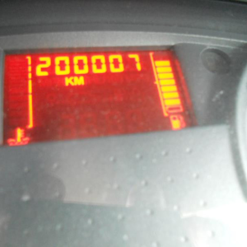 Bouton de warning RENAULT CLIO 3 Photo n°11