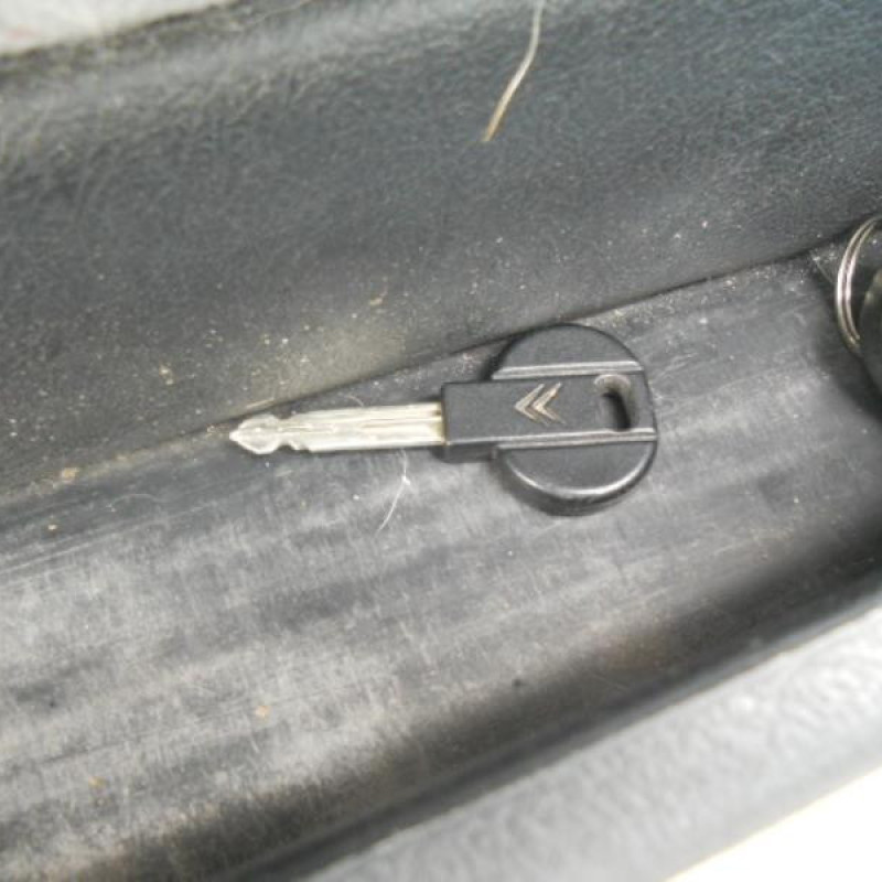 Bras essuie glace avant droit CITROEN XANTIA Photo n°8