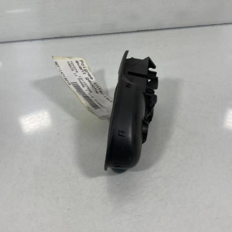 Poignee interieur avant gauche TOYOTA YARIS 2
