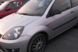 Bouton de warning FORD FIESTA 5