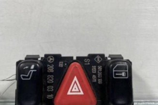 Bouton de warning MERCEDES CLASSE E 210 Photo n°1