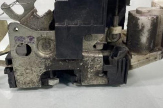 Serrure avant gauche PEUGEOT BOXER 1