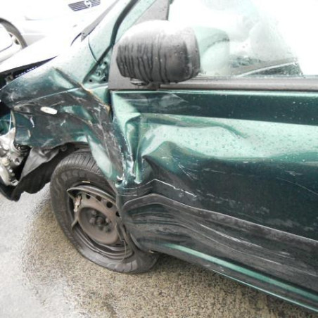 Bras essuie glace avant droit TOYOTA YARIS 1