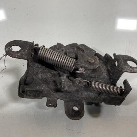 Fermeture de capot TOYOTA YARIS 1 Photo n°1