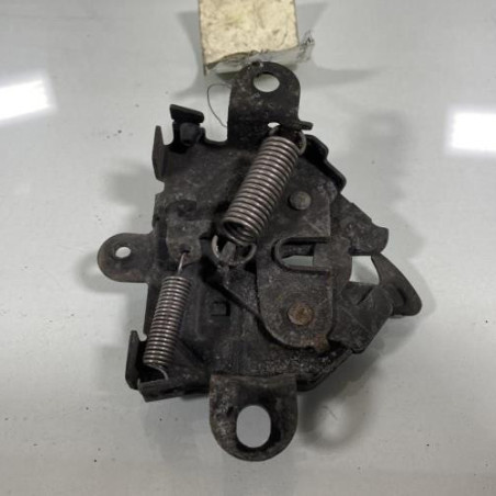 Fermeture de capot TOYOTA YARIS 1