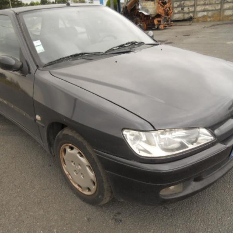 Aile avant droit PEUGEOT 306 Photo n°7